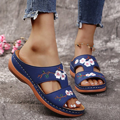 Amarina - Damen Sandalen mit Blumen