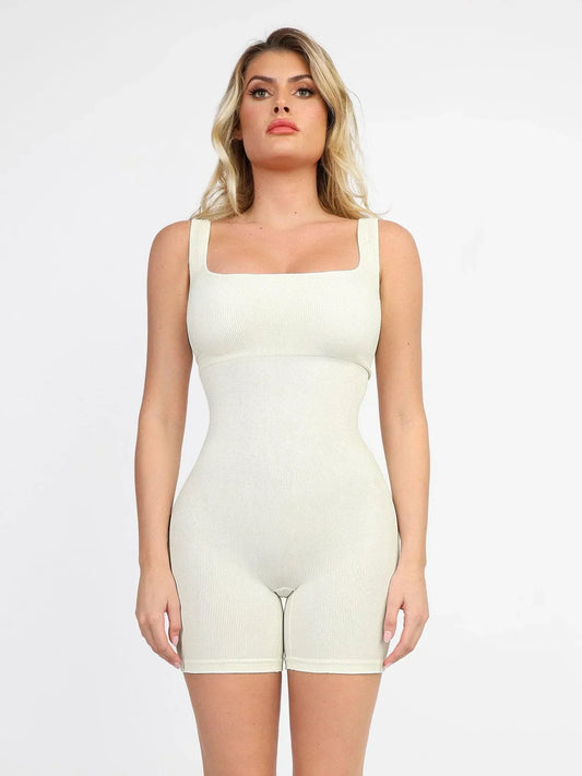 Aizyl - Jumpsuit Für Sportliche Frauen